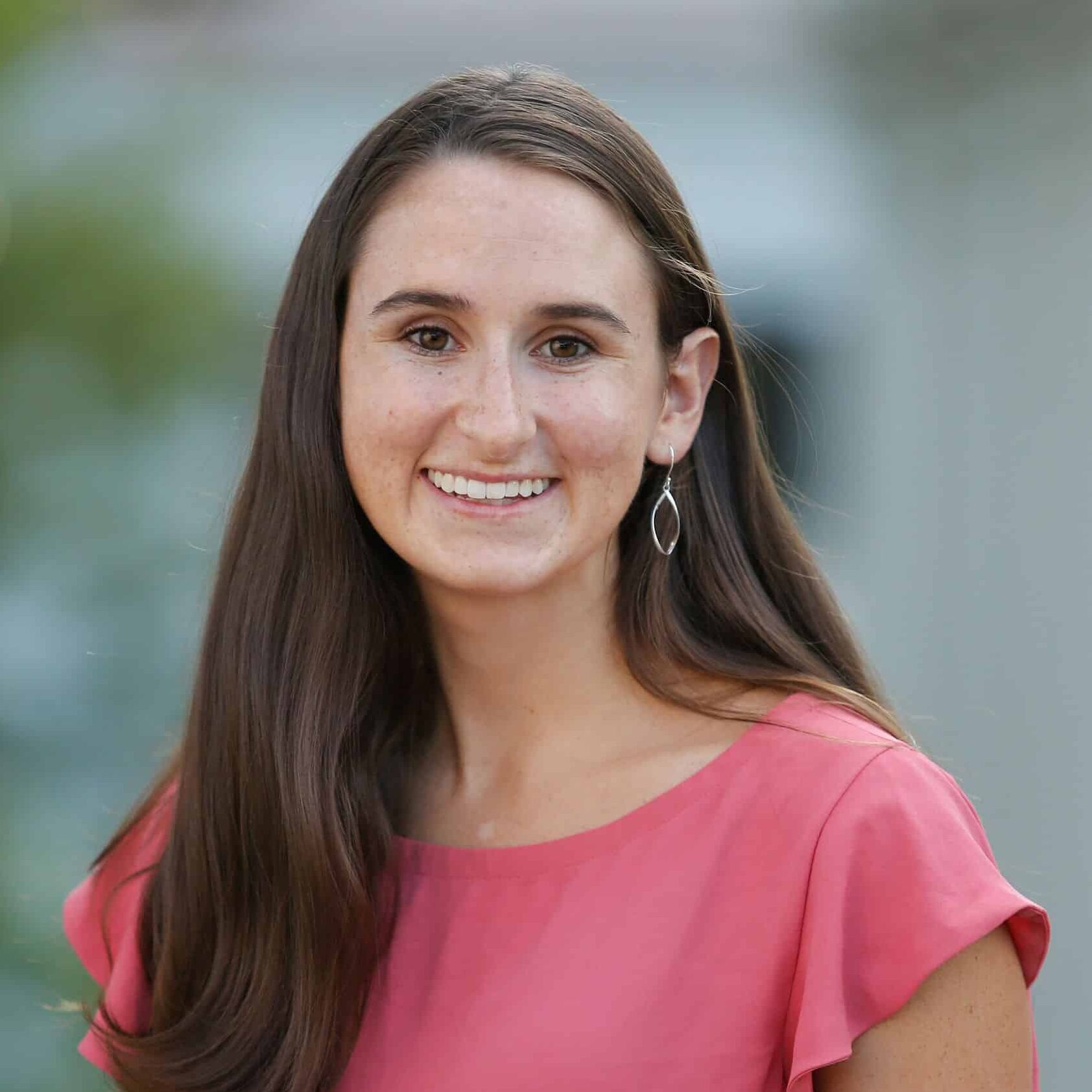 Headshot of Lauren Pruett