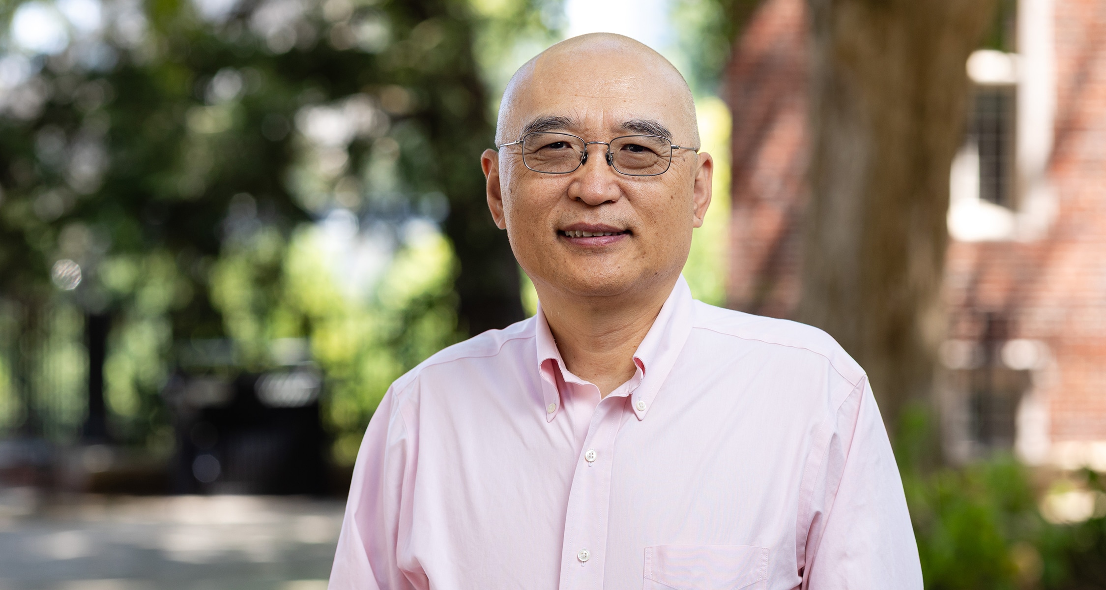 Jindong Tan