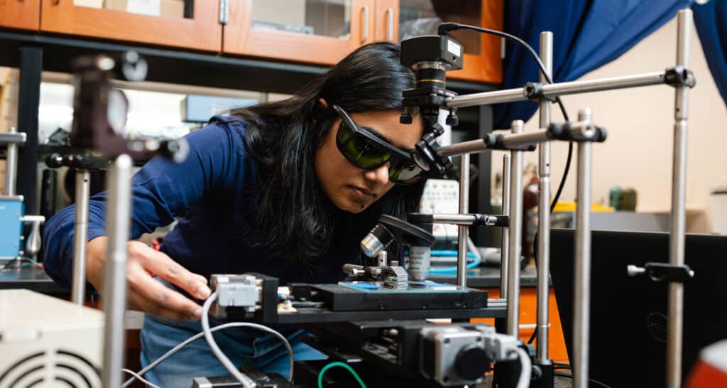 Student working in mechanical engineering
