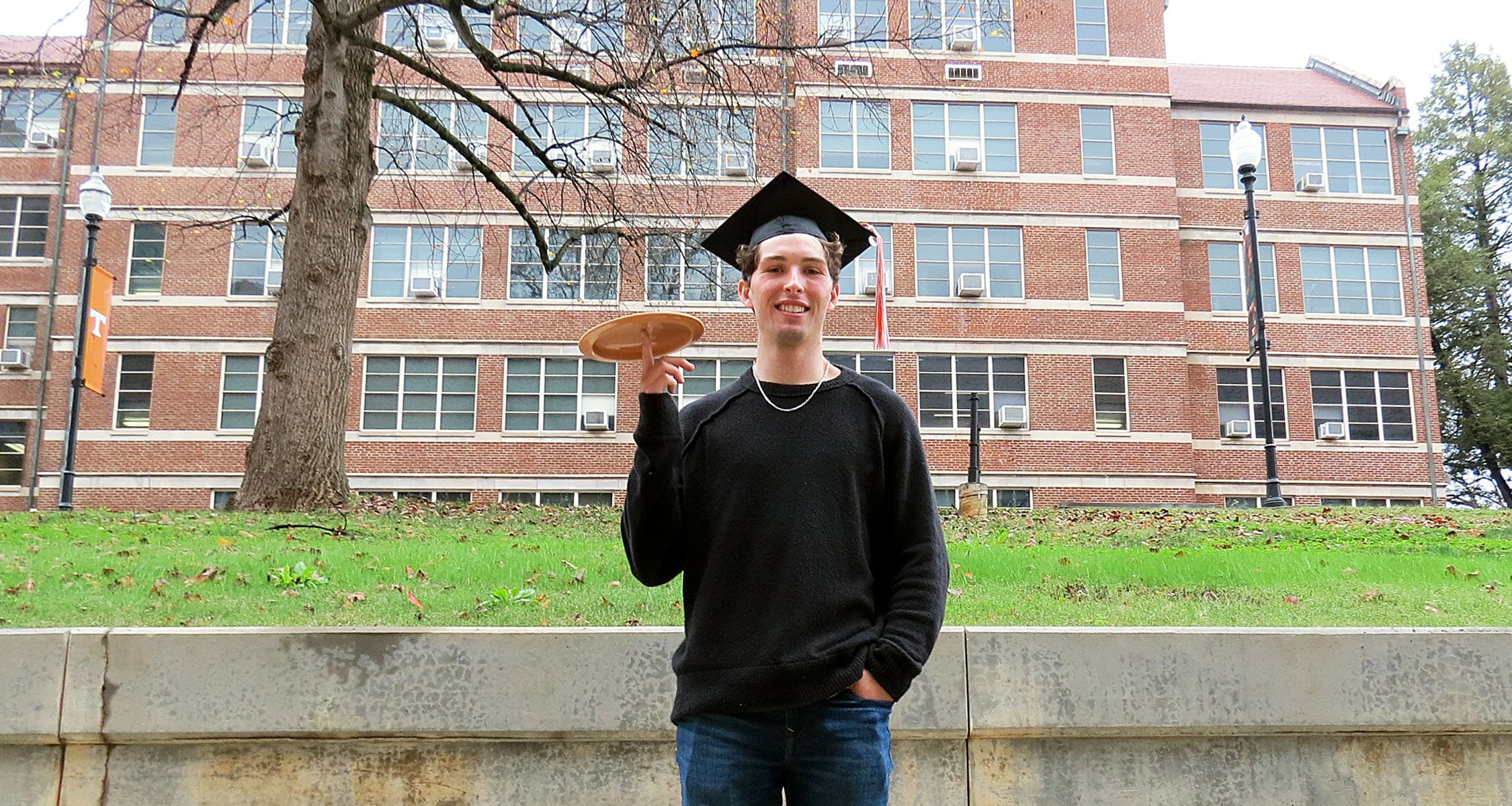 Professional Disc Golfer Graduates with Honors