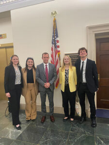 Madeline Loveday, Raymond Wysmierski, Marlena Alexander, MSE Vols Visit Washington DC and Maddie Maben