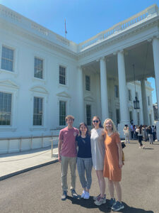 Madeline Loveday, Raymond Wysmierski, Marlena Alexander, MSE Vols Visit Washington DC and Maddie Maben