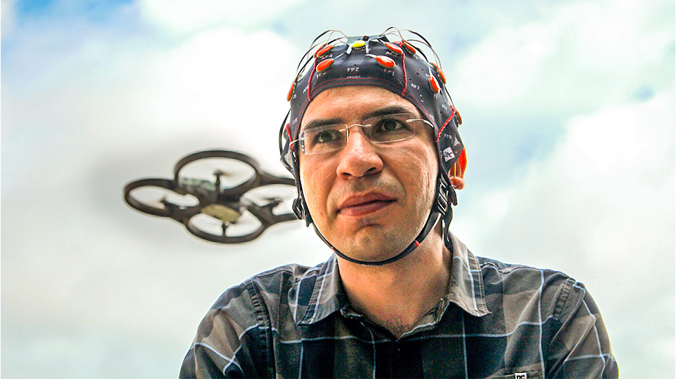 Reza Habiri Demonstrates the Use of EEG to Fly a Drone