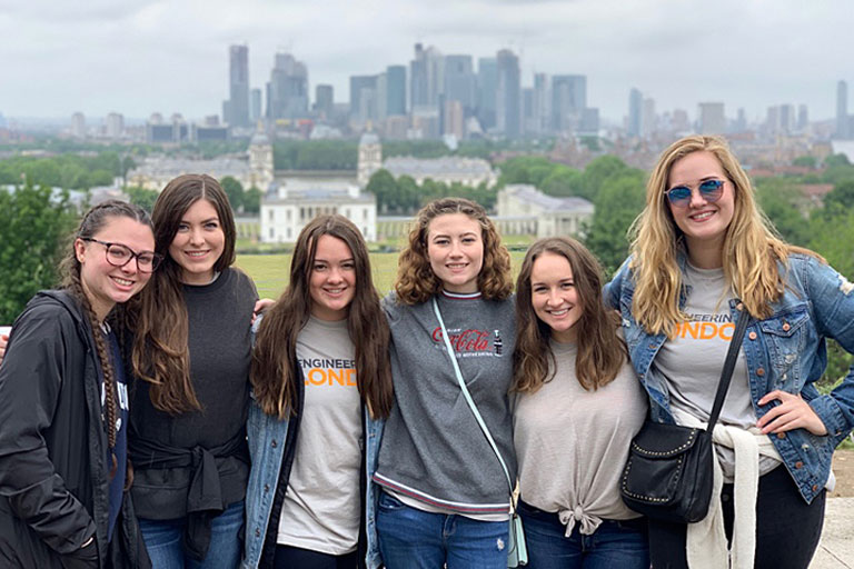 Alexis Walsh and other students during London trip.