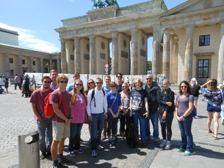 TCE Students Visit the Brandenburg Gate