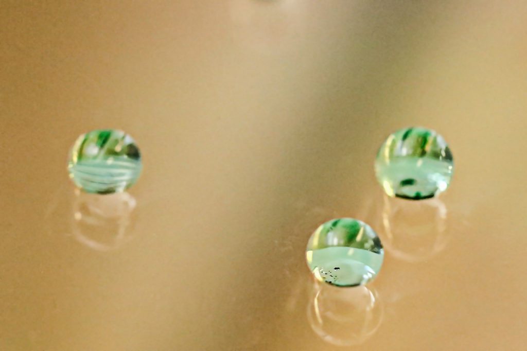 A high-resolution closeup of water droplets. (Oak Ridge National Lab)