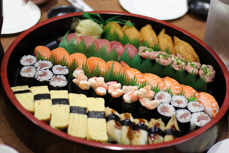 Prepared sushi platter