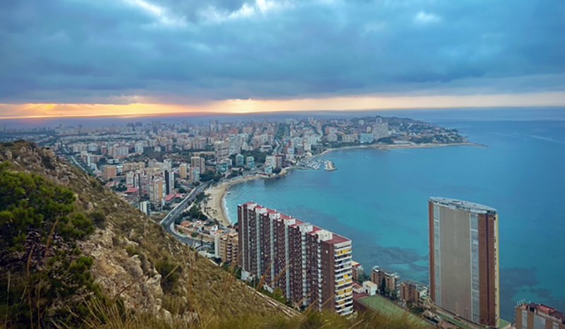 Birds-eye view of Alicante.