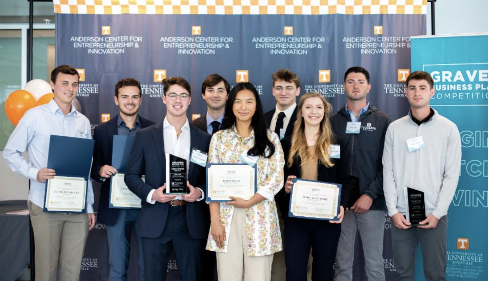 TCE Students Awarded at Graves Business Plan Competition