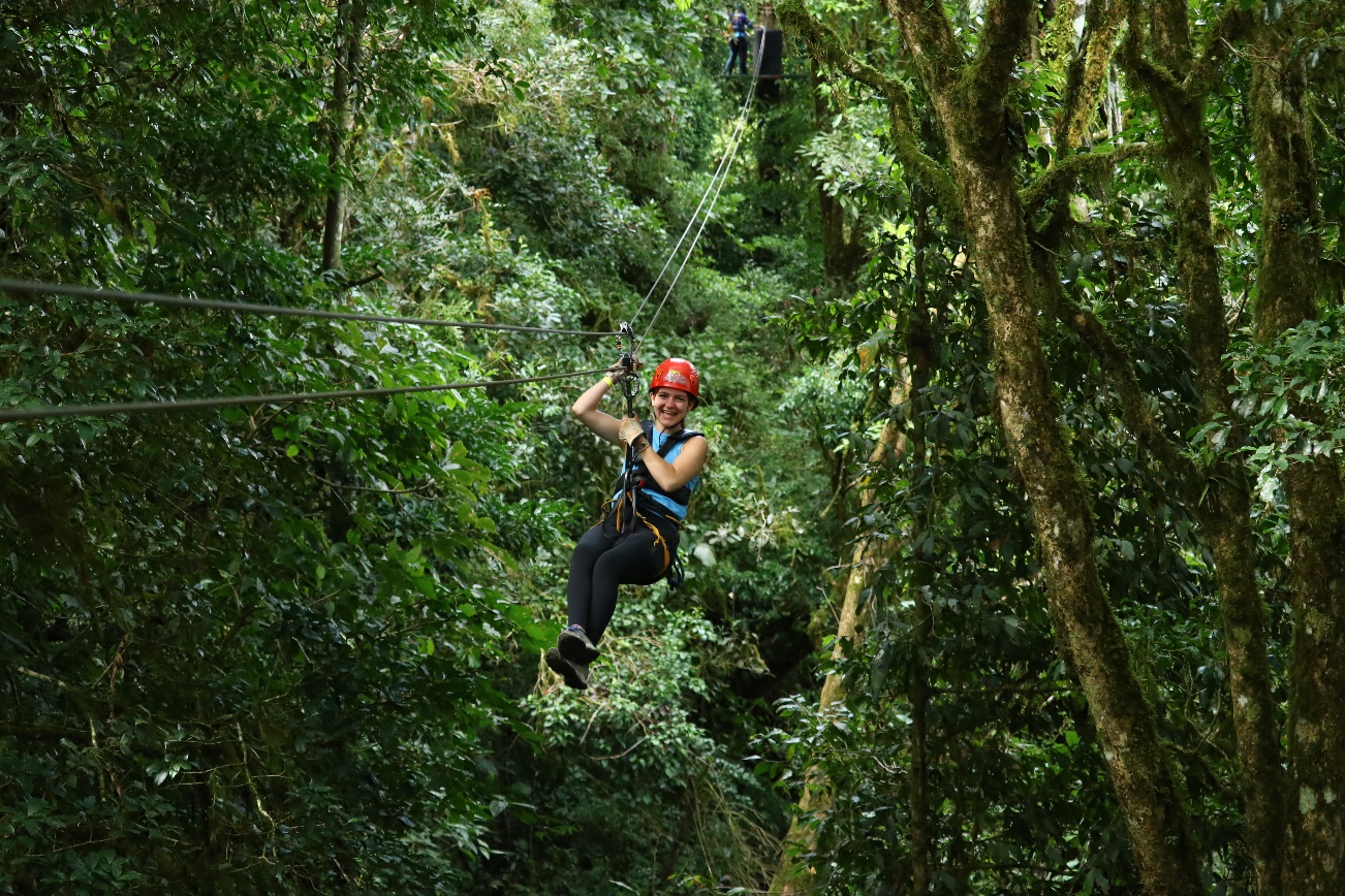 Rebecca Mozingo ziplining in Costa Rica