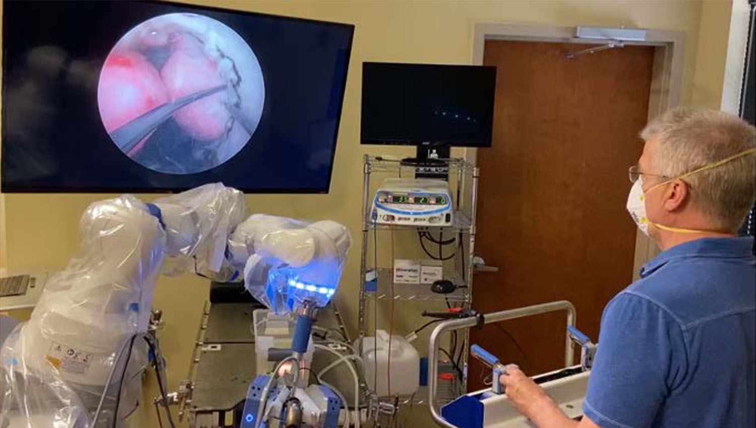 Surgical Robot Project Receives Up to $12 Million in ARPA-H Funding 