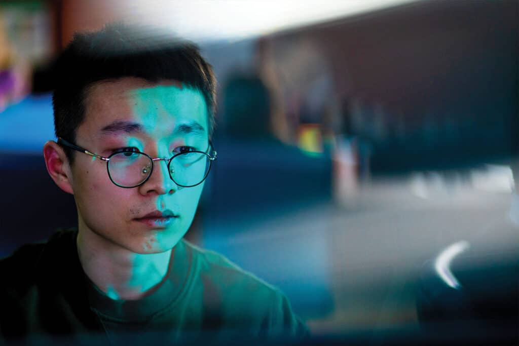 Student works in the CURENT visualization lab