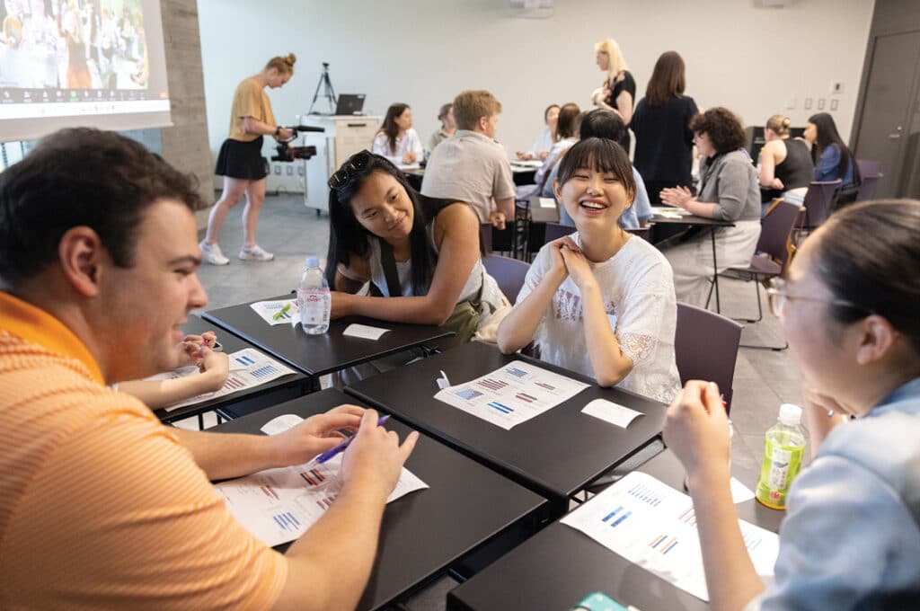 Noah Mcgill and Josie Rich discuss US-Japan relations at Gakushuin University during a study abroad trip in Japan with the Howard Baker Center Japan Ambassadors Program.