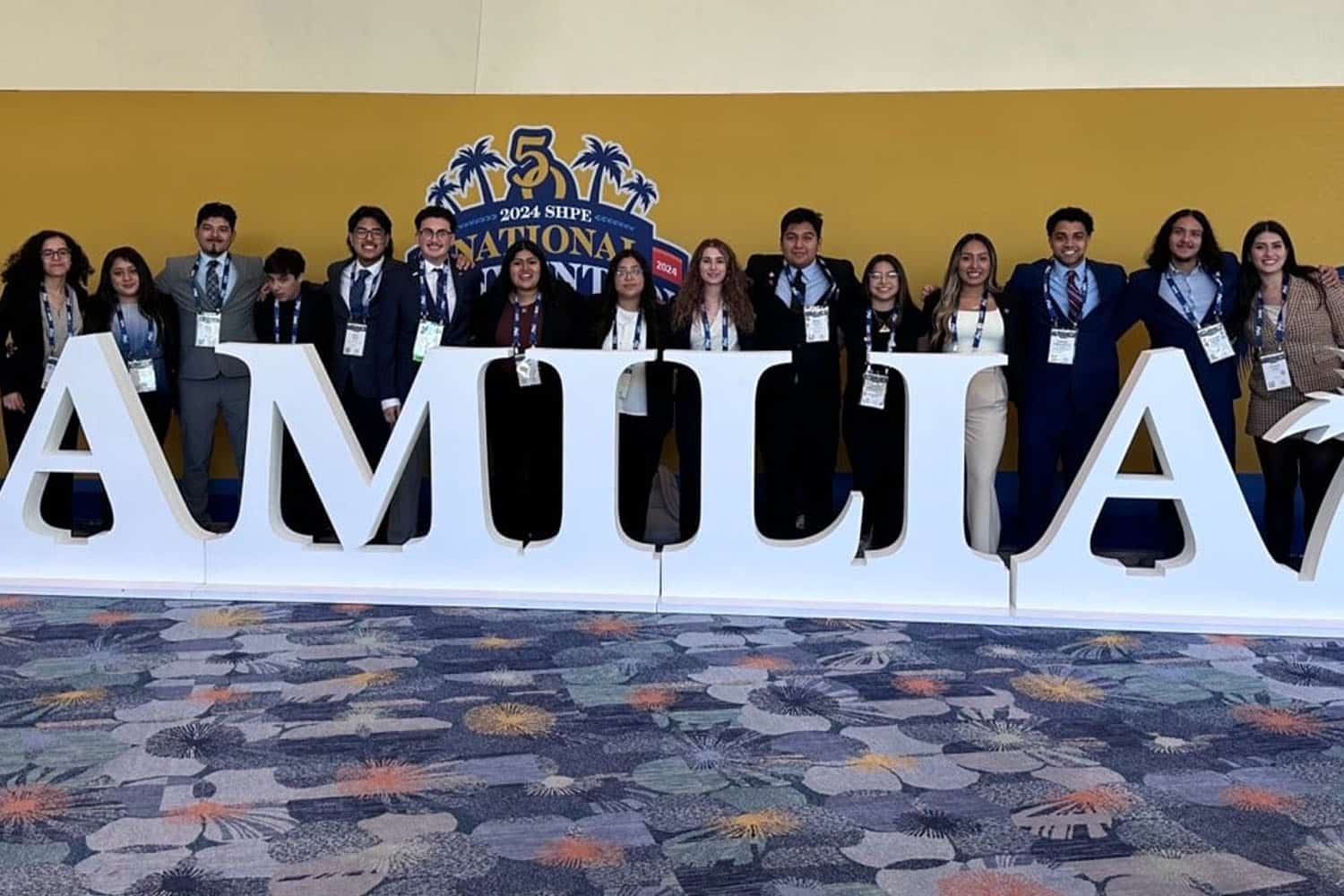 Unidos en STEM: Highlights from SHPE Nationals 2024 in Anaheim 