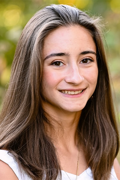 Lily Mize headshot