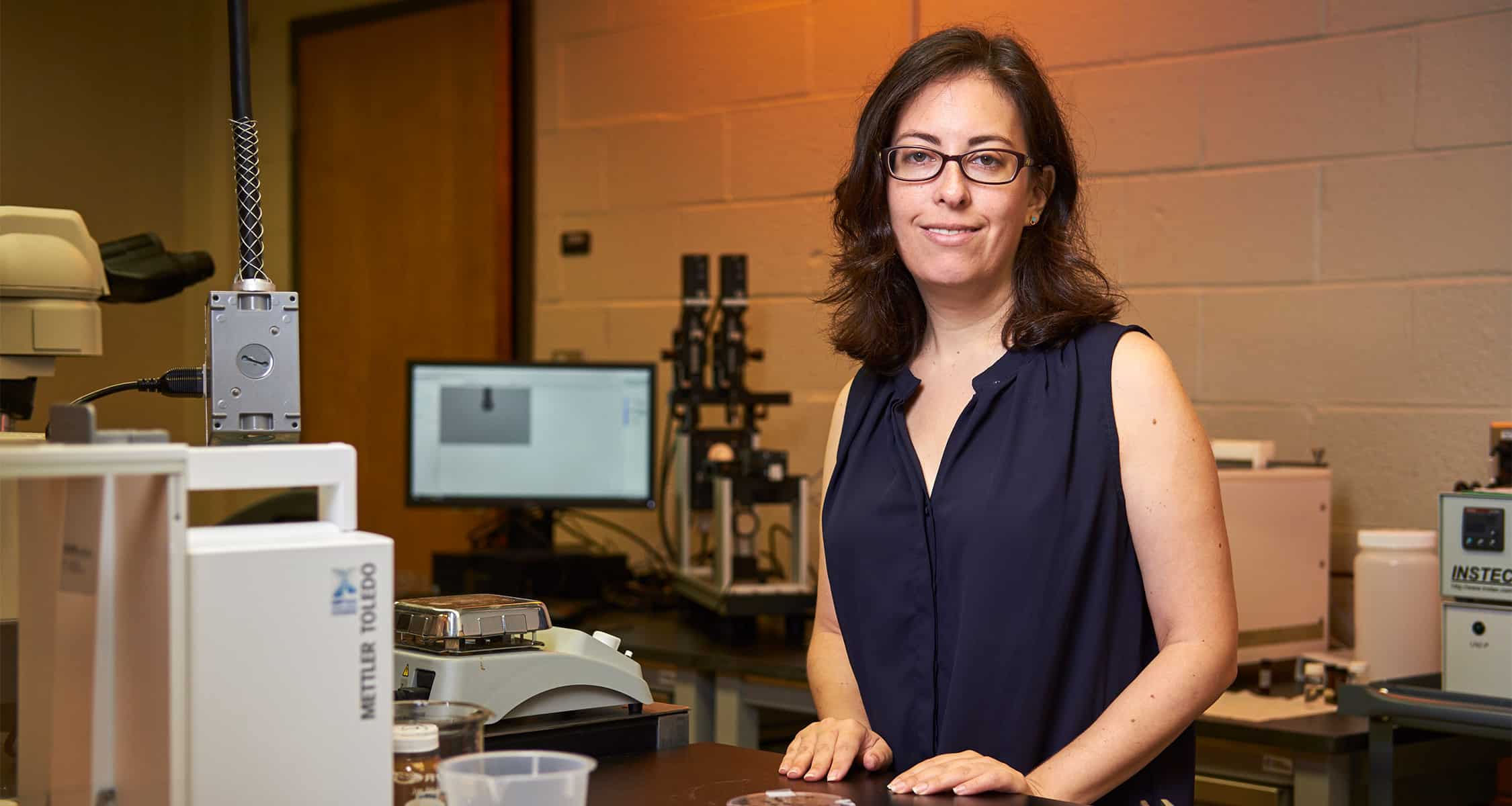 Stein, Adotey’s Discovery Paves Way to Safer Batteries